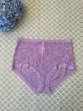 Victoria’s Secret No Show Lace High Rise Brief Lavender XL NWT